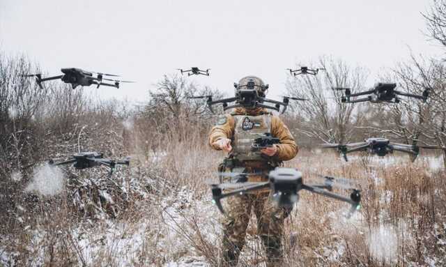 Дрон-камікадзе влетів точно у бліндаж окупантів, на Каховській ГЕС підірвали "Муром-М"