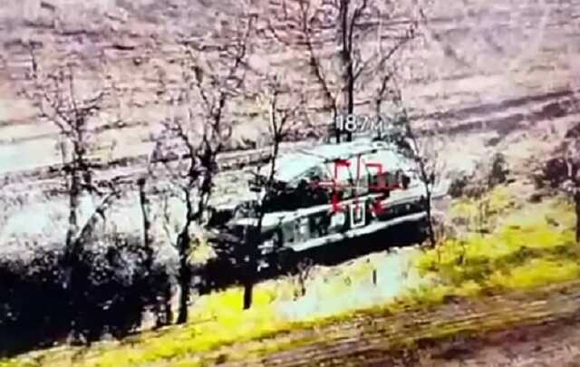 Украинские дроны-камикадзе уничтожили российские ЗРК, предназначенные для сбивания... дронов-камикадзе