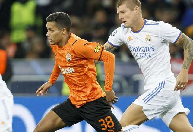 Футболіст "Шахтаря" відмовився повертатися до України