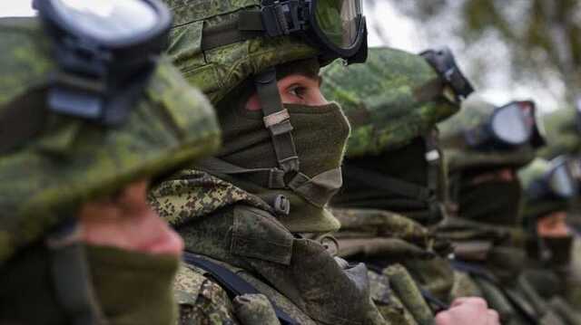 У Росії посилилася агітація на контрактну військову службу
