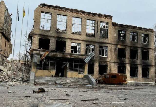 Ворог намагається штурмувати Авдіївку та Мар’їнку, ЗСУ утримують фронт, - Тарнавський