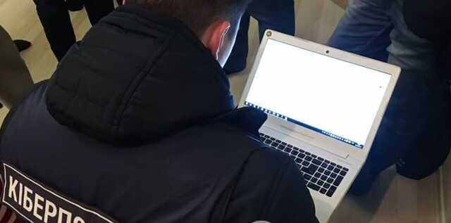 Правоохоронці викрили зловмисників, які привласнили 10 млн грн пожертвувань на постраждалих від війни дітей