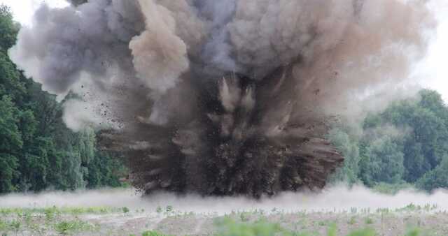 Жителів Київської області попередили про можливі вибухи