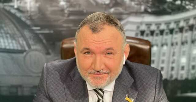 Суд заочно арестовал экс-нардепа Рената Кузьмина по делу о госизмене