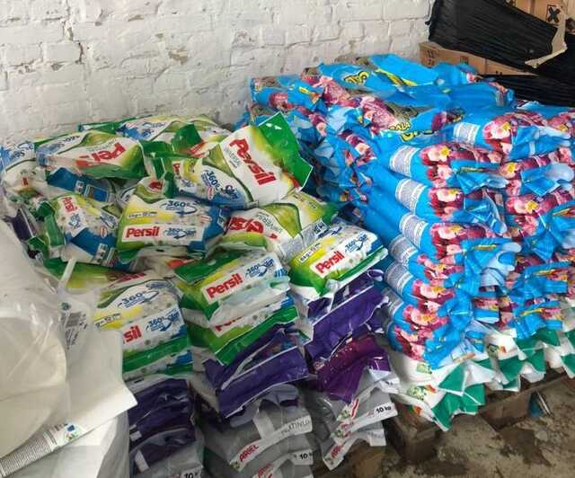 На Волині ліквідували підпільне виробництво побутової хімії