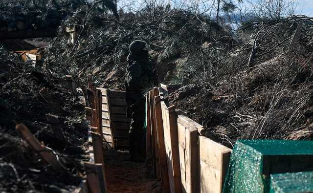 Окупанти почали будувати захисні споруди у глибині Криму