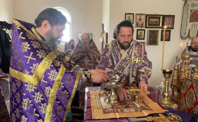 Уманская епархия УПЦ использует антиминсы с подписью Московского патриарха