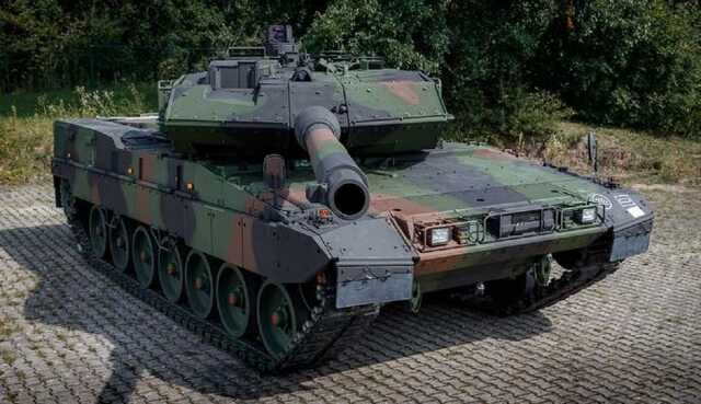     Leopard 2  , - Spiegel