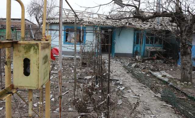 Берислав цілий день під ворожим вогнем: троє людей постраждали