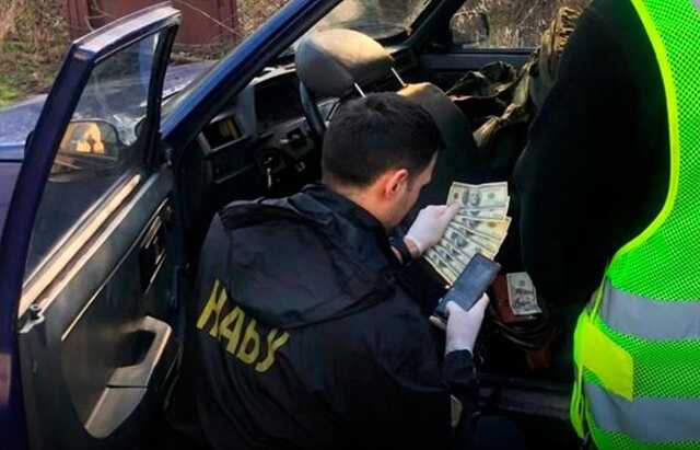 Судью из Ровенщины задержали на взятке