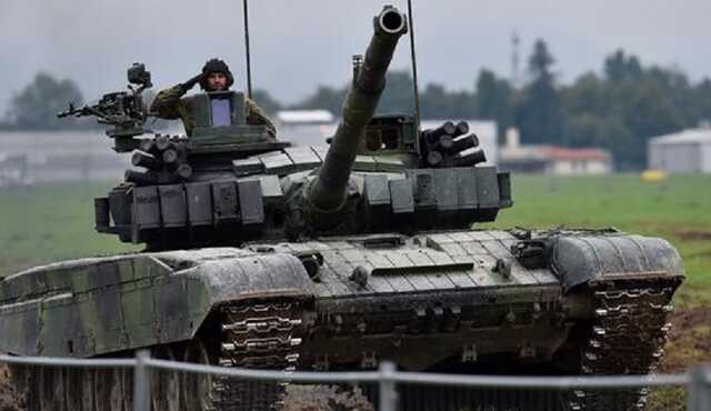  Rheinmetall        Leopard 2