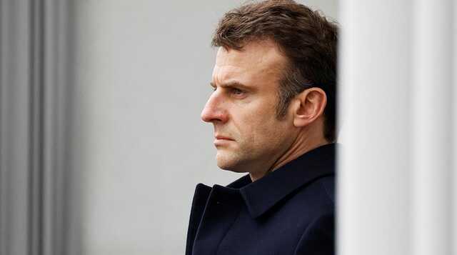 Макрон у Пекіні попередив, що підтримка “агресора” росії робить її “спільником”