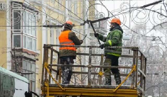 У Тернополі через негоду зупинилися тролейбуси