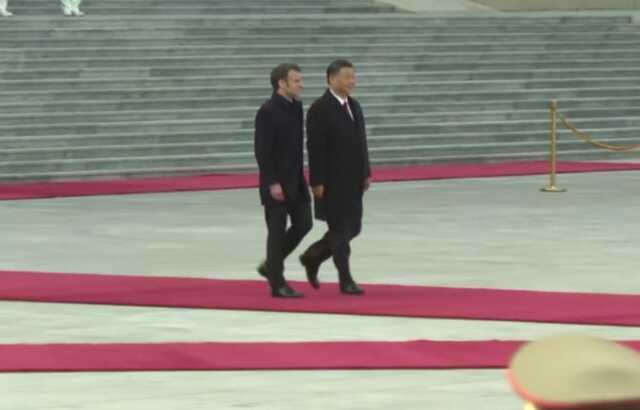 Сі Цзіньпін та Макрон зустрілися у Пекіні