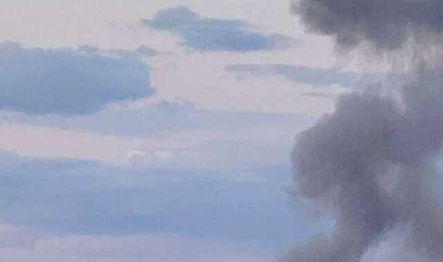 Спочатку "навчання", а тепер "профілактична робота". У Севастополі знову пролунали вибухи