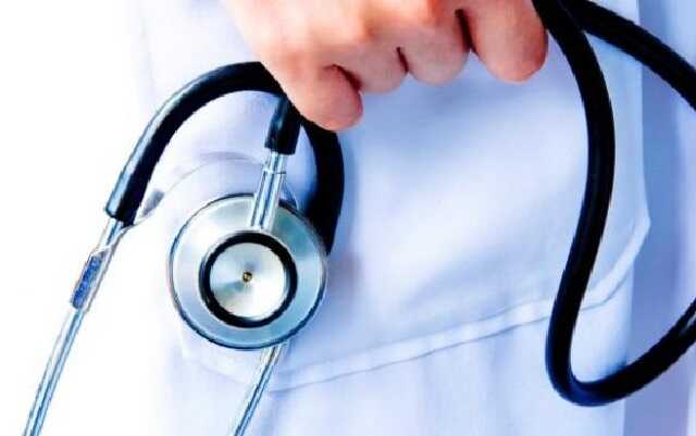 На Хмельниччині лікарю «швидкої» висунули підозру у загибелі двох дітей