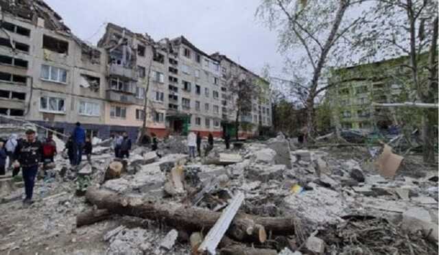 У Зеленського повідомили про загибель дитини, яку дістали з-під завалів у Слов’янську