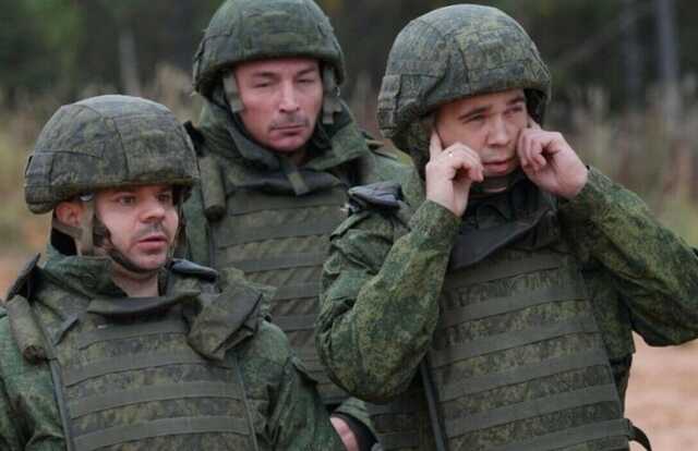 Російським "мобікам" на фронт надіслали іконки з обличчям Путіна