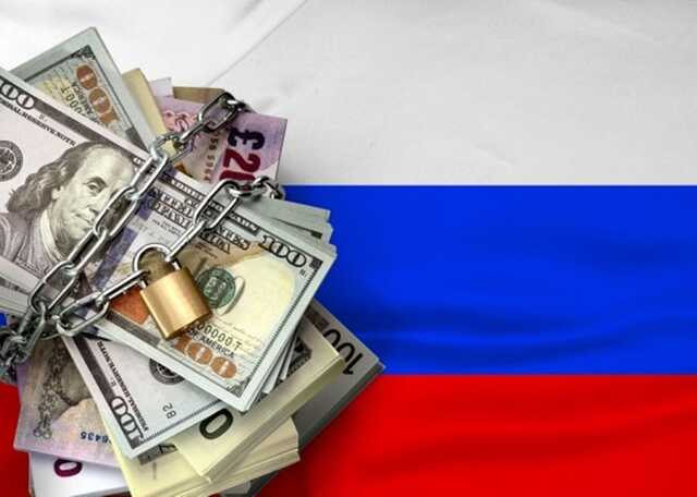 У росіян хочуть конфіскувати гроші та штрафувати за їхнє зберігання