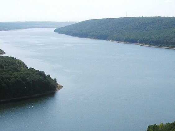 В Хмельницкой области проведут контролированный спуск воды из водохранилища, чтобы избежать затопления