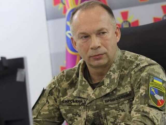 Бої за Бахмут тривають. Ситуація на даний час контрольована, – командувач Сухопутних військ