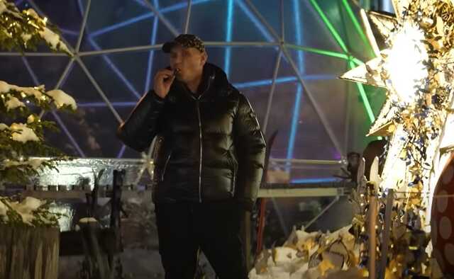 Звідки у депутата з райцентру Валерія Зінкевича гроші на походи по бутікам Куршевеля?