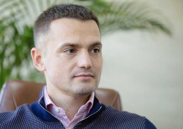 "Golden" customs curator Mykola Bezzubenko