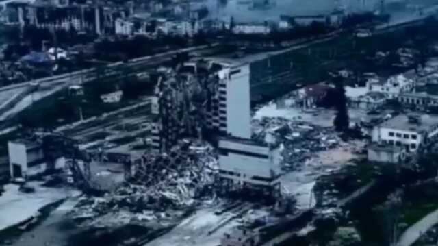 З’явилося відео з безпілотника над фронтовим Бахмутом