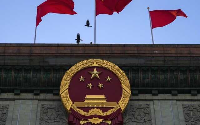 Китай та Іран використовують нову тактику для переслідування ворогів у США – ФБР