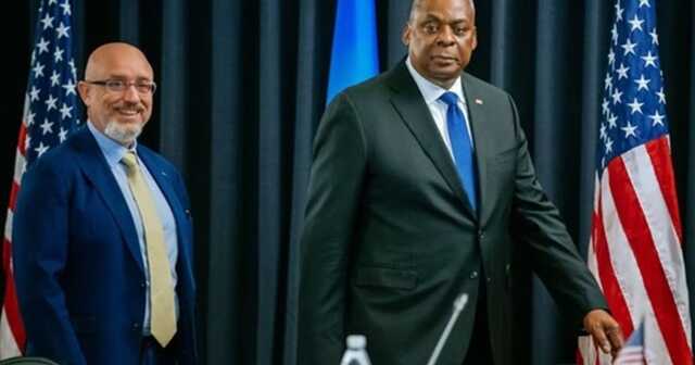 Резніков і Остін зустрілися перед засіданням "Рамштайну"