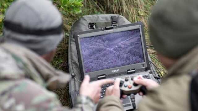 Українські воїни влучили дроном по техніці окупантів: мінус ще три машини