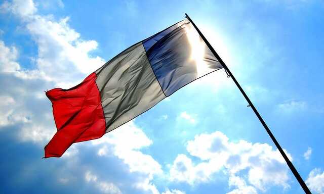 Франція закрила посольство у Судані