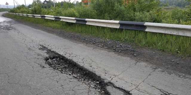 У Кам’янському за 10 мільйонів закладатимуть дороги за суперзавищеною ціною