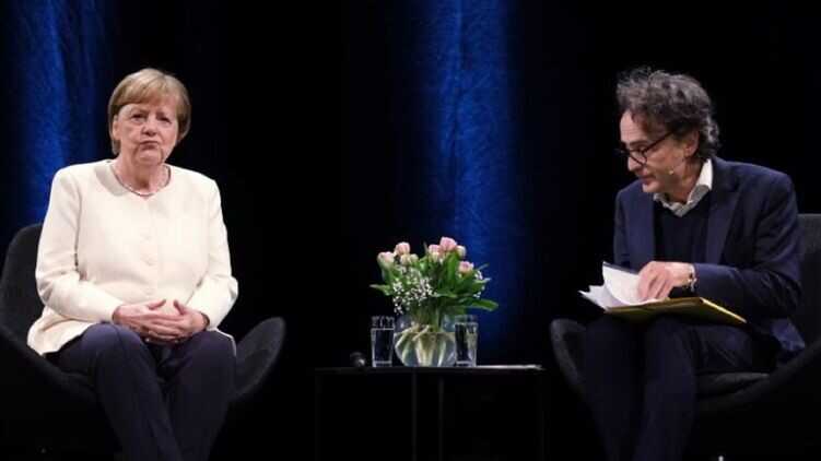 Меркель призвала не исключать возможность переговоров между Украиной и РФ