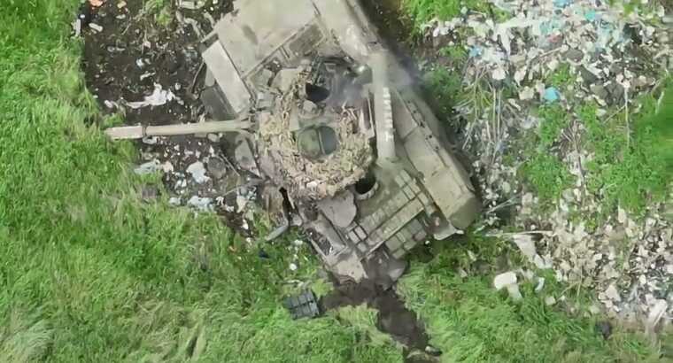 Як “Чорні Запорожці” змусили ворожий танк з’їхати у кювет і вибухнути