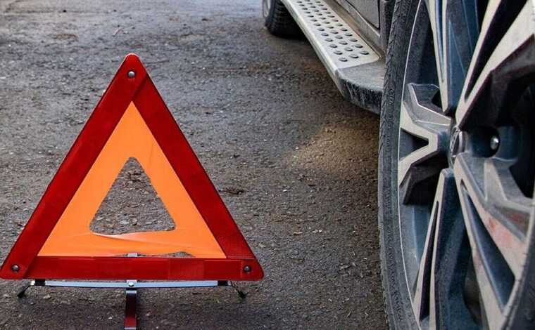 На Київщині підліток на мопеді протаранив легковик: постраждав 15-річний пасажир мототранспорту