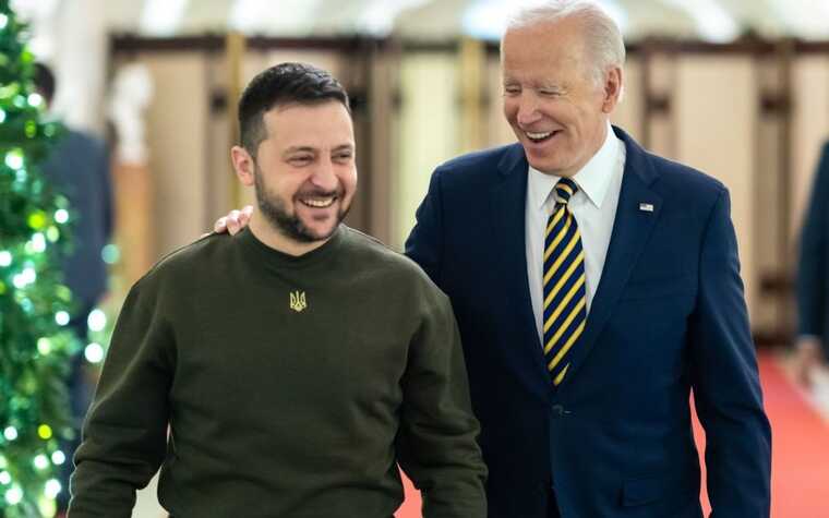 Белый дом о переговорах Зеленского и Байдена: общаются регулярно и часто