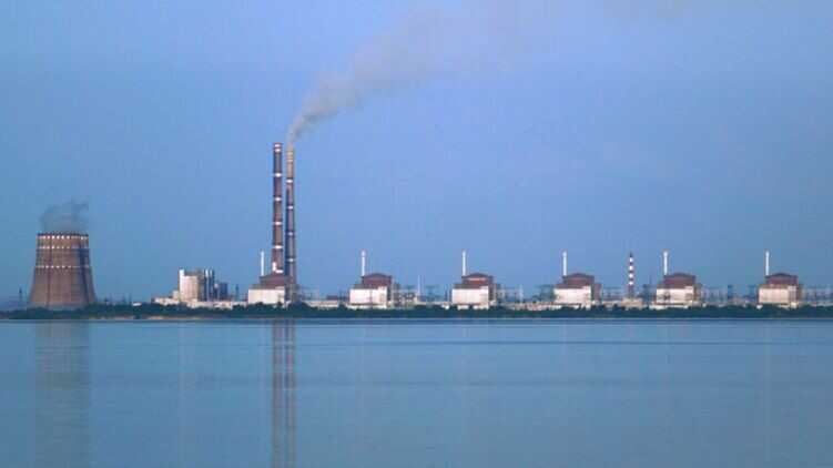 Окупанти спростували власну заяву про повне зупинення всіх блоків Запорізької АЕС