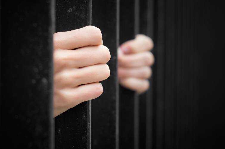 У Львові чоловіка засудили до 5 років в’язниці через крадіжку дезодорантів