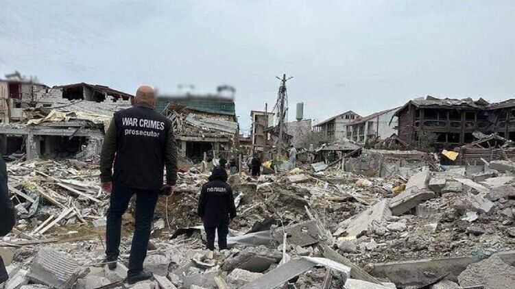 Під Одесою нічним обстрілом одну базу відпочинку знищено, ще п’ять постраждали