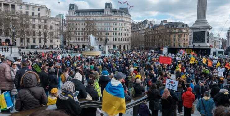 Сотни украинских беженцев в Британии стали бездомными, почти половина переехала, — BBC