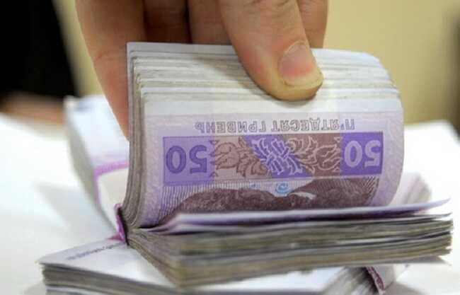 У Борщеві солдата засудили за спробу підкупу патрульного