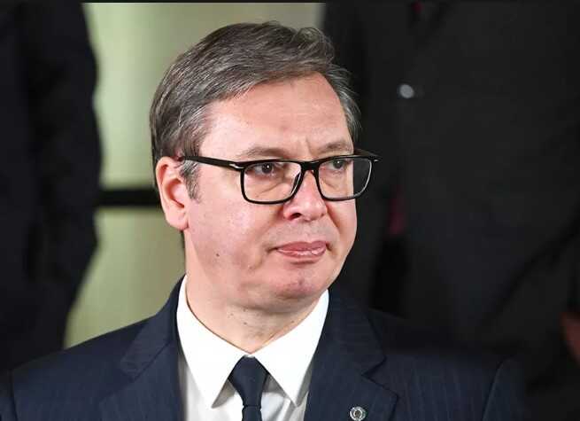 Президент Сербії погодився на дострокові вибори