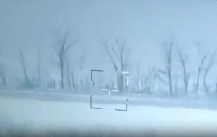 Уничтожение российского танка с украинского ПТРК "Стугна-П"