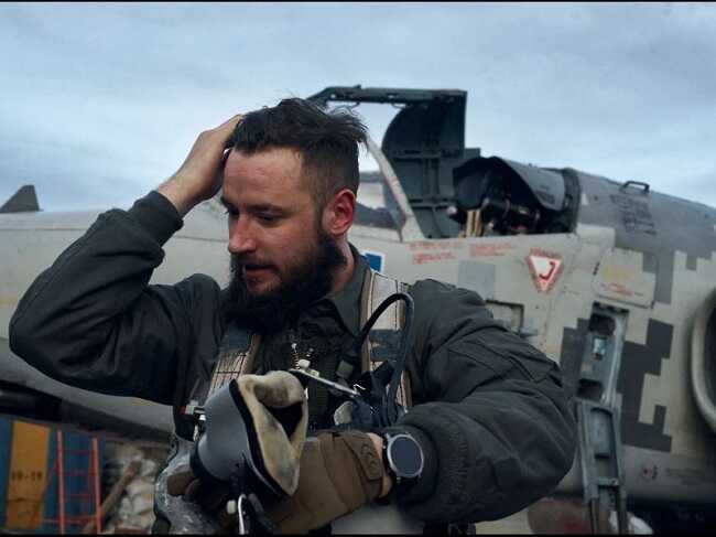 Рекорд серед пілотів: український льотчик-штурмовик здійснив 300 бойових вильотів