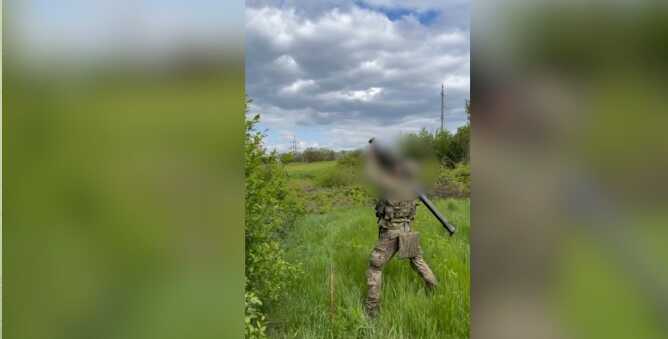 Бійці ССО одним пострілом зі Stinger знищили російський дрон