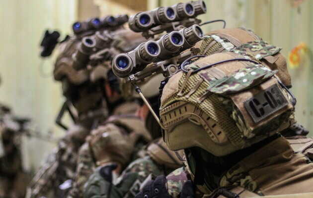 ССО показали, як полюють на окупантів у знищеній Мар’їнці