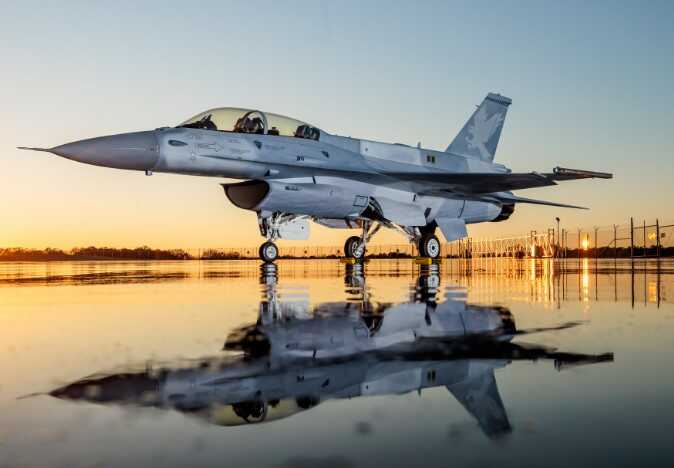  ,      F-16, - 