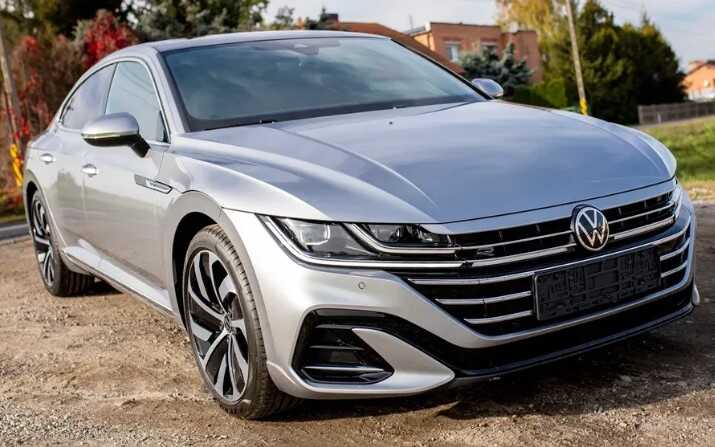 Нацполиция заказала 5 легковушек за 12 млн гривен