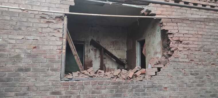 Окупанти обстріляли Нью-Йорк на Донеччині: поранено дитину та п’ятьох поліцейських, які її евакуйовували